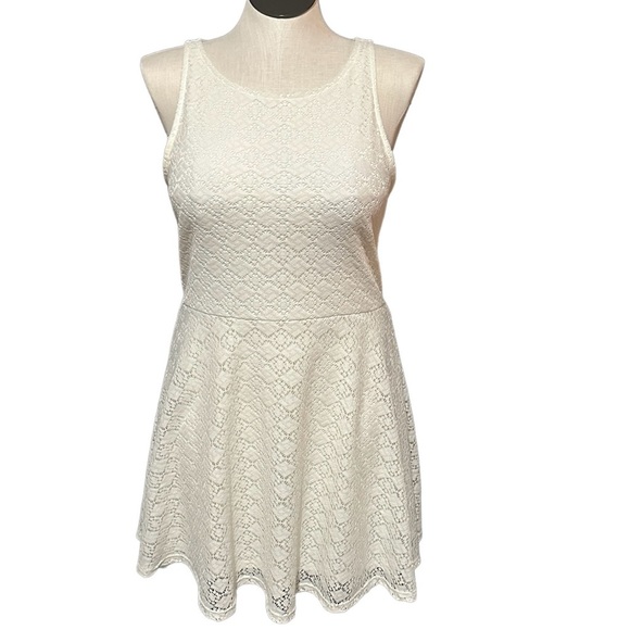 No Boundaries Dresses & Skirts - No boundries XL white dress with back cut out